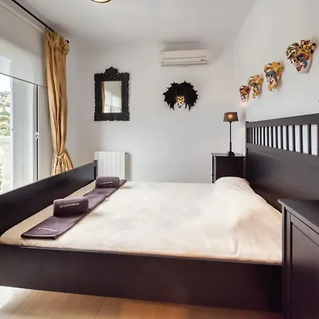 Sleeps 7 Pool Air Con Wifi * يوريت دي مار